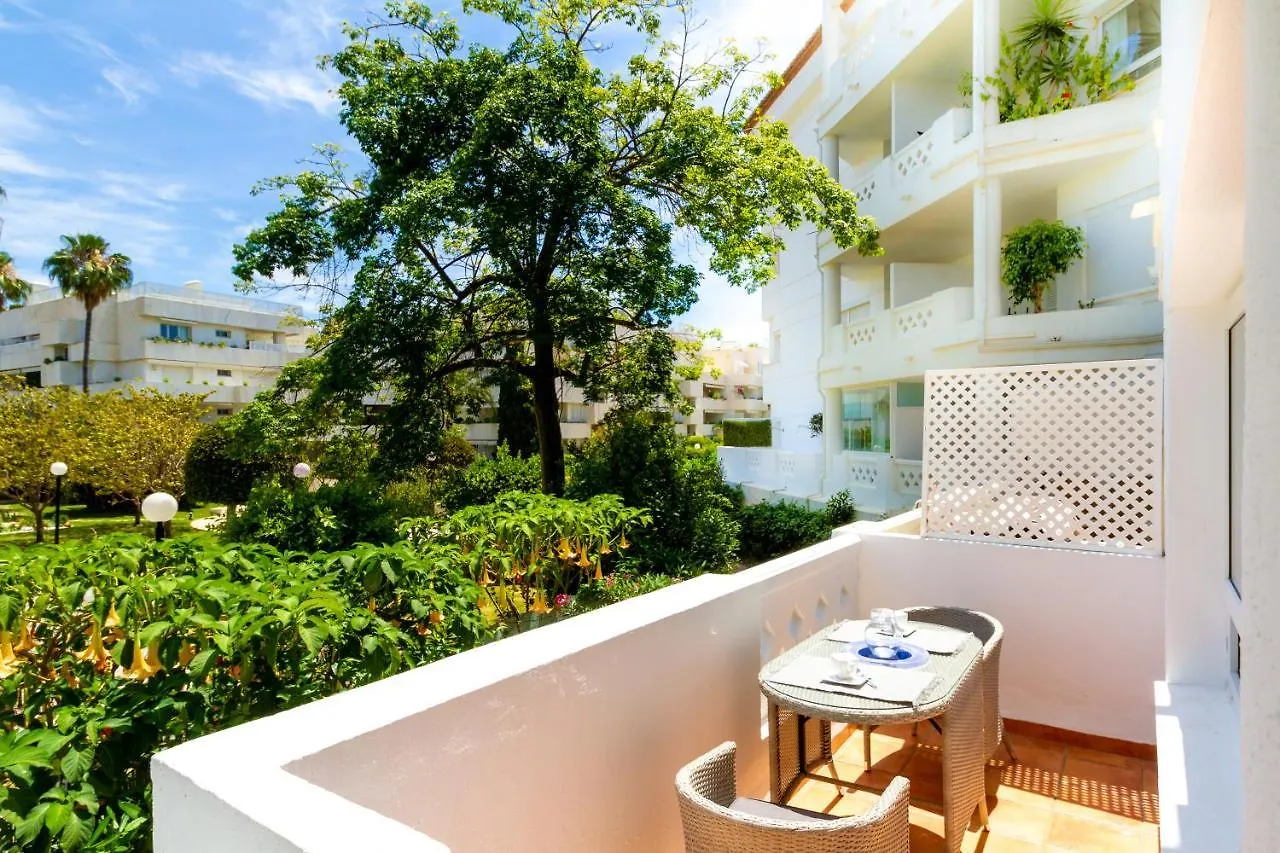 Marbella Banus Suites - Banus Playa Rocio Beach Access Complex 0*,  Spain