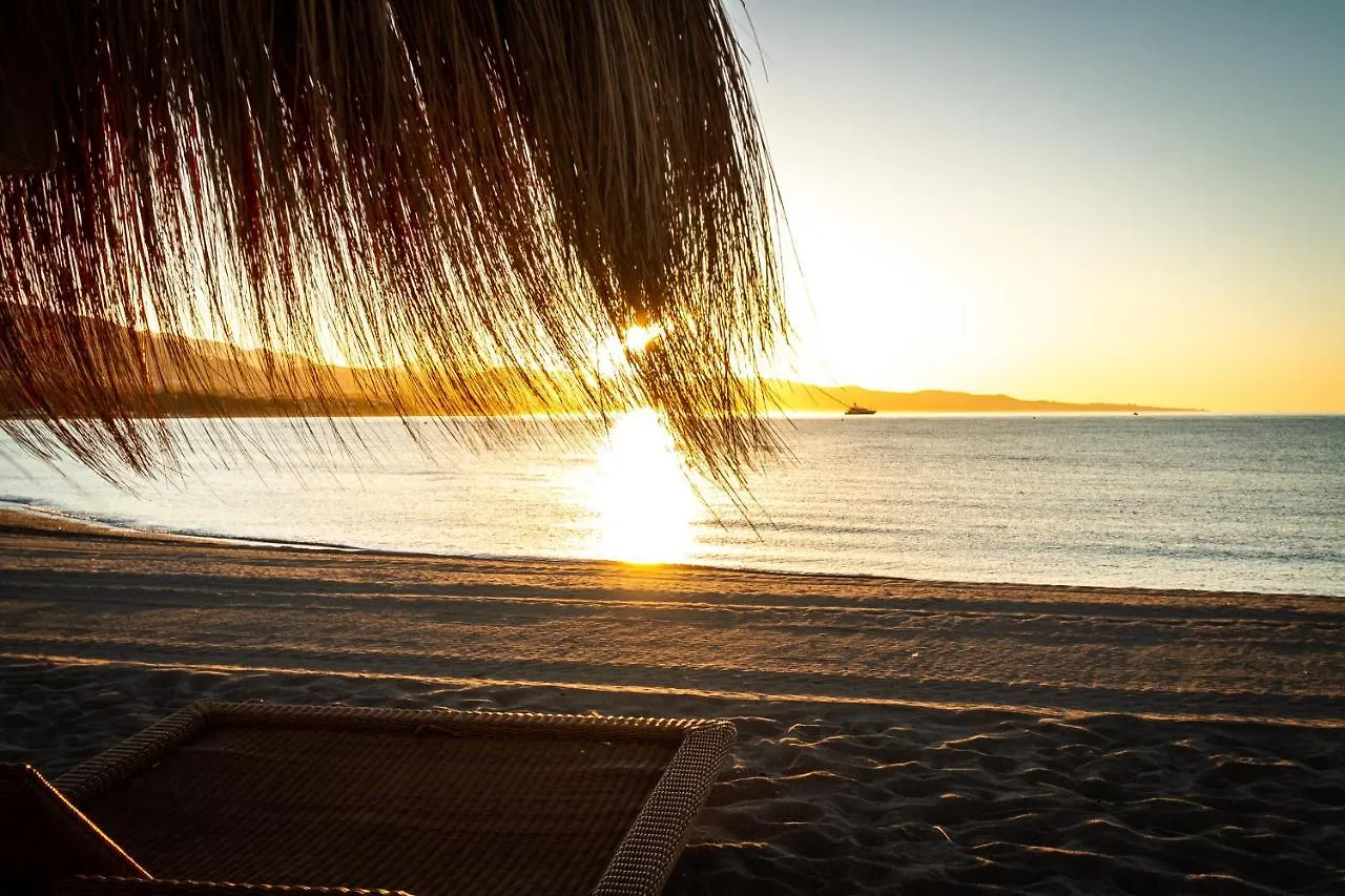 Marbella Banus Suites - Banus Playa Rocio Beach Access Complex Apartment