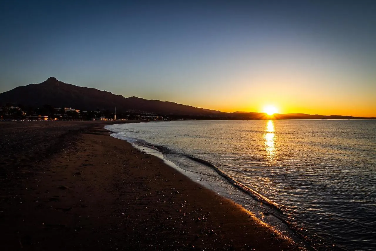 Marbella Banus Suites - Banus Playa Rocio Beach Access Complex 0*,  Ισπανία